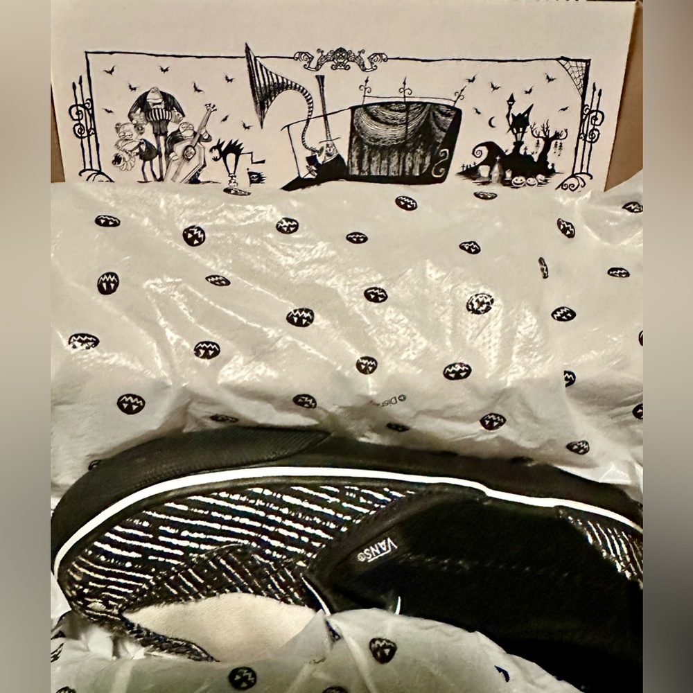 Vans x Disney’s Nightmare Before Christmas Shoes (limited edition 2019) - Picture 5 of 9